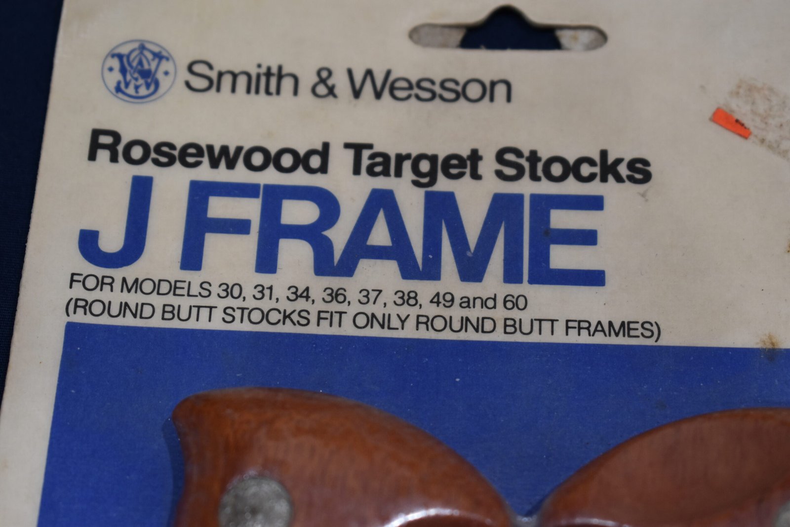 SMITH & WESSON FACTORY J FRAME TARGET ROSEWOOD GRIPS NEW IN THE PACKAGE JT32 - Image 5