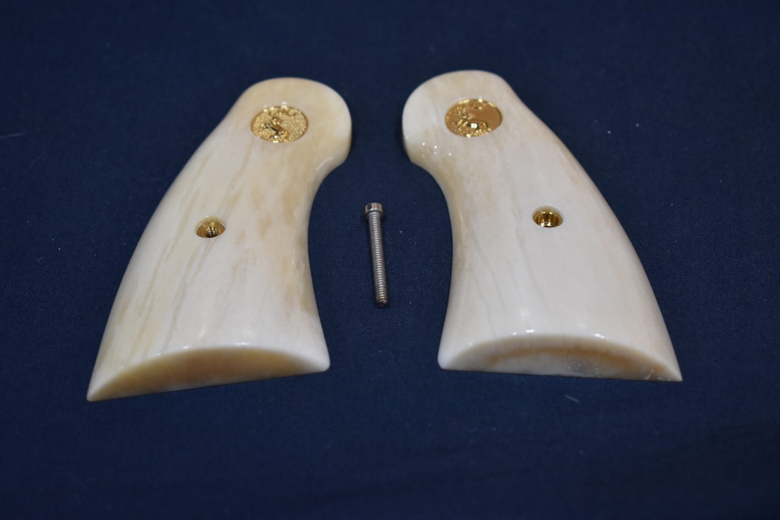 COLT PYTHON PREMIUM GRADE GIRAFFE BONE GRIPS CPGB31 - Image 4
