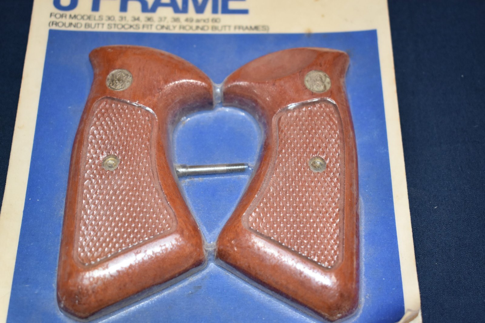 SMITH & WESSON FACTORY J FRAME TARGET ROSEWOOD GRIPS NEW IN THE PACKAGE JT32 - Image 4