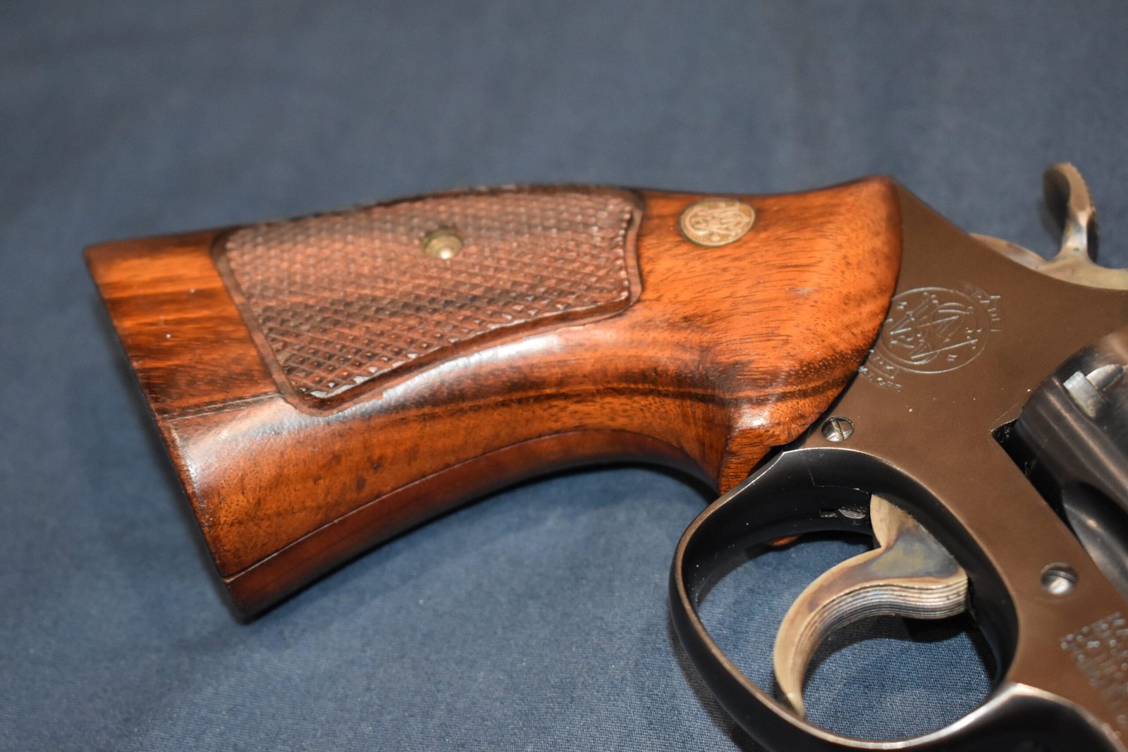SMITH & WESSON FACTORY K FRAME TARGET GRIPS KCT35 - Image 12