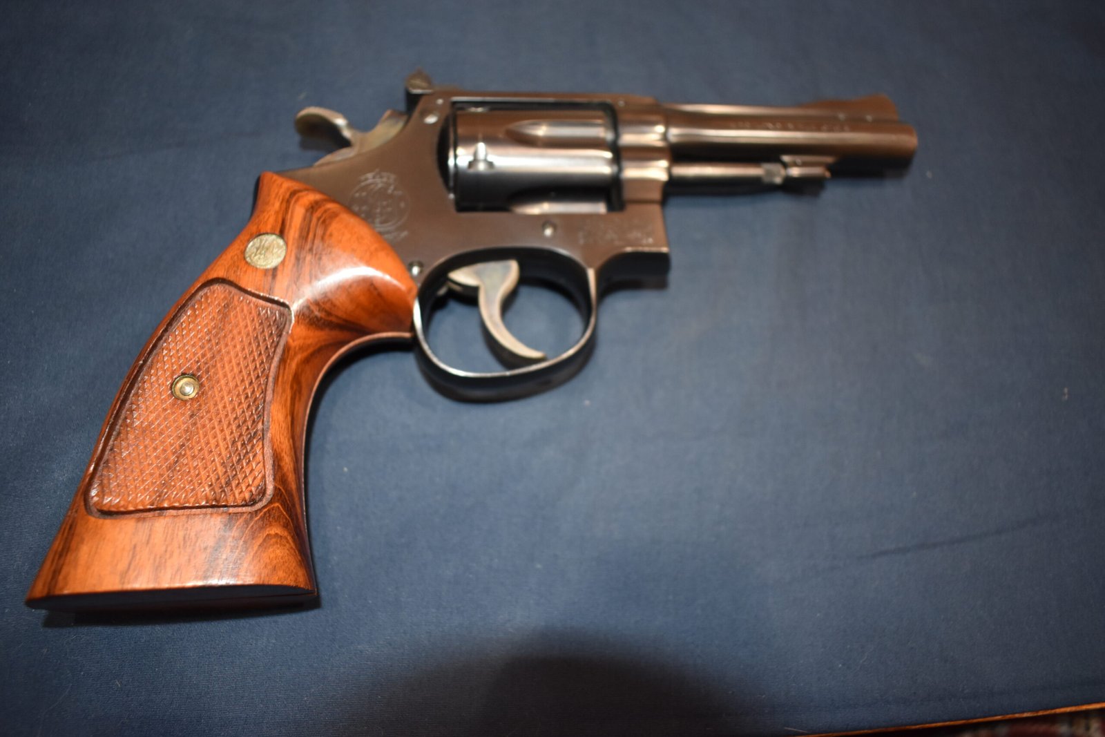 SMITH & WESSON FACTORY K FRAME TARGET GRIPS KCT37 - Image 8