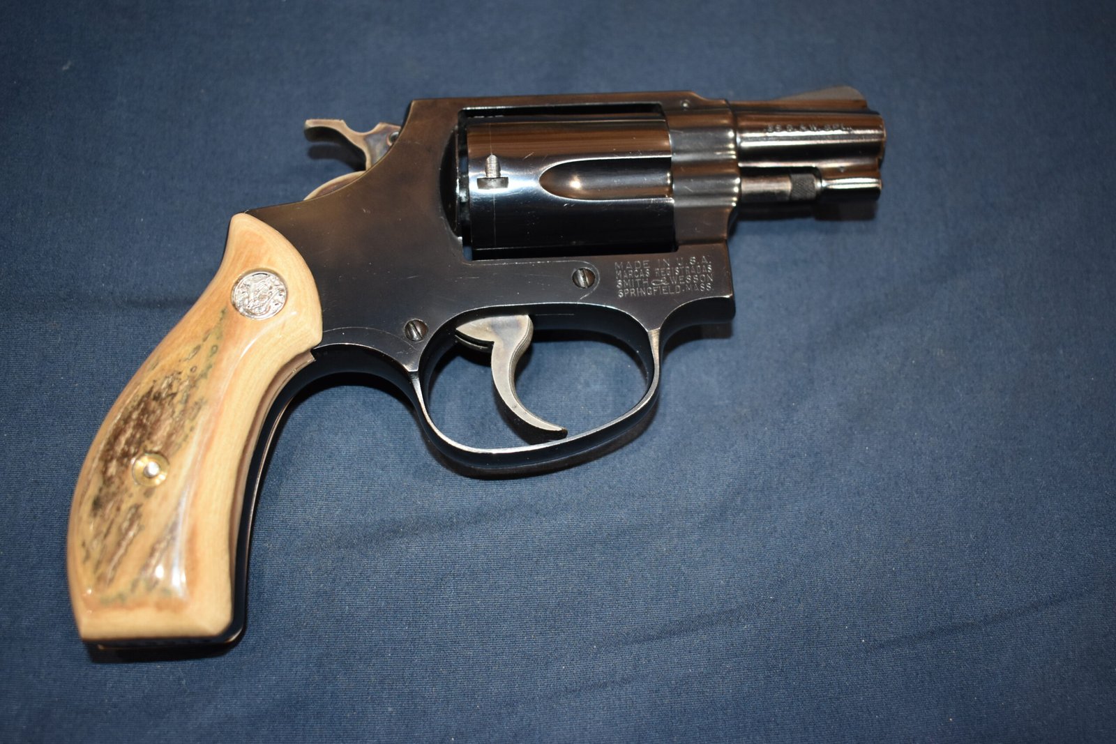 SMITH & WESSON J FRAME MAMMOTH IVORY GRIPS JMI10 - Image 8