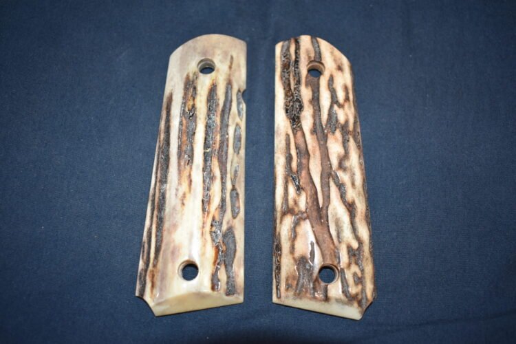 COLT 1911 SAMBAR STAG GRIPS 1911SS53