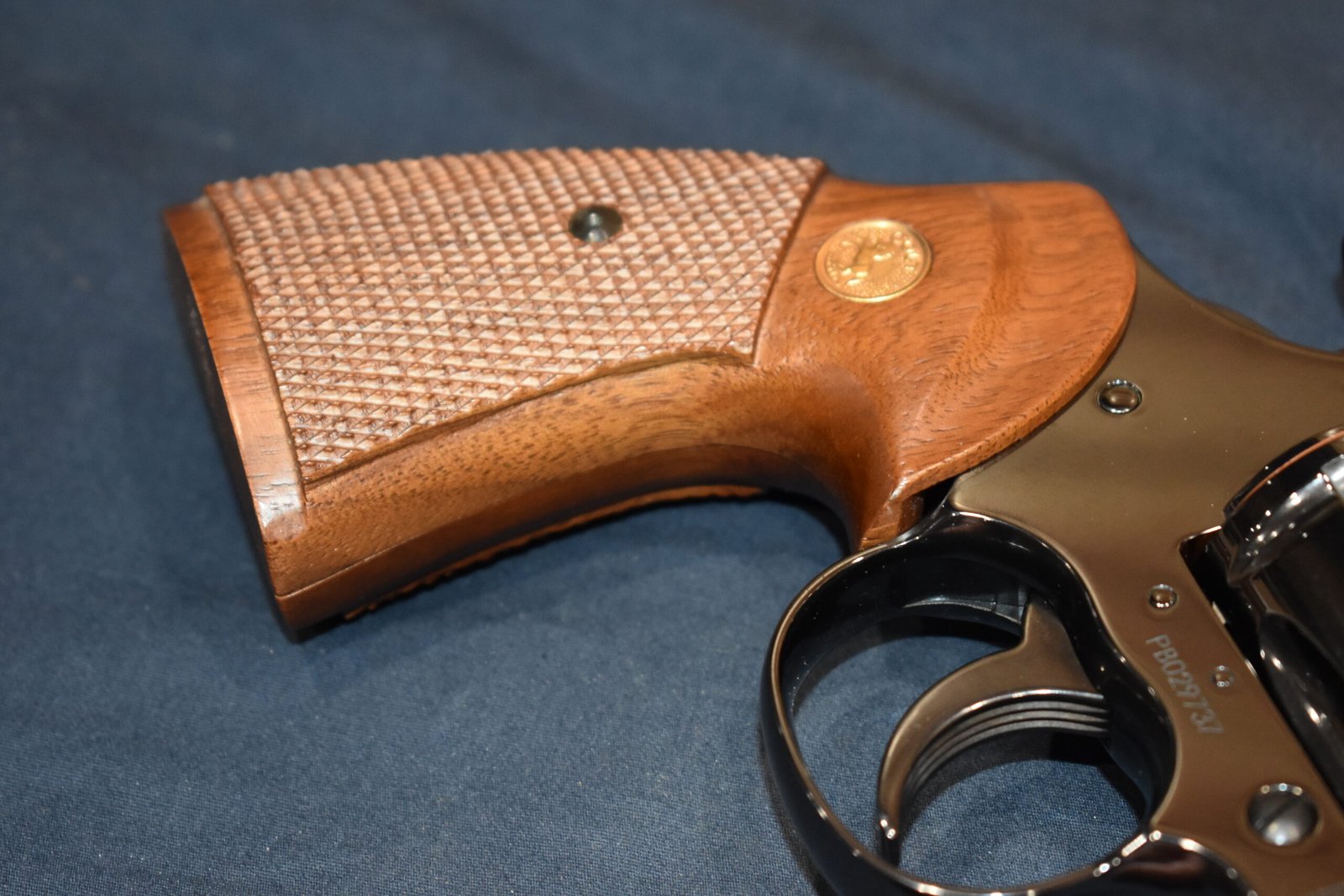 COLT PYTHON 3rd GENERATION FACTORY TARGET GRIPS CPT13 - Image 11
