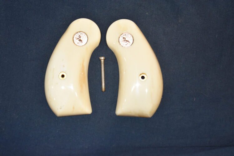 COLT PYTHON PREMIUM GRADE ROUND BUTT GIRAFFE BONE GRIPS CPRBGB1