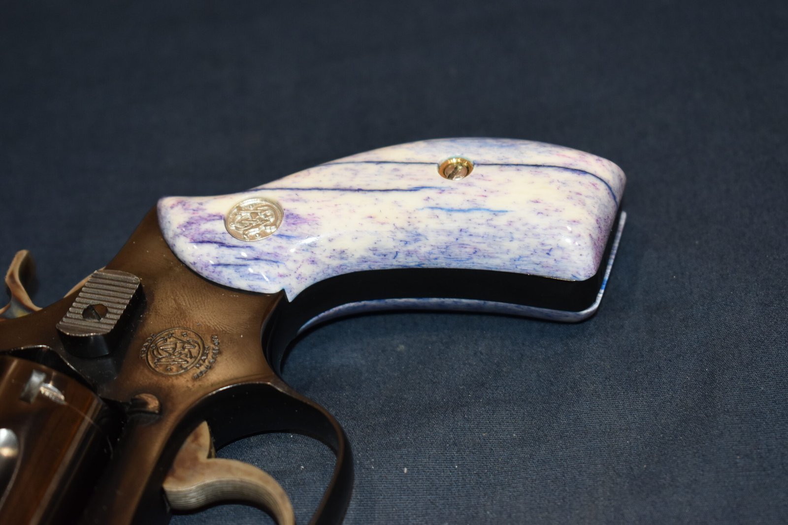 SMITH & WESSON J FRAME PREMIUM GRADE GIRAFFE BONE GRIPS JRBGB22 - Image 12