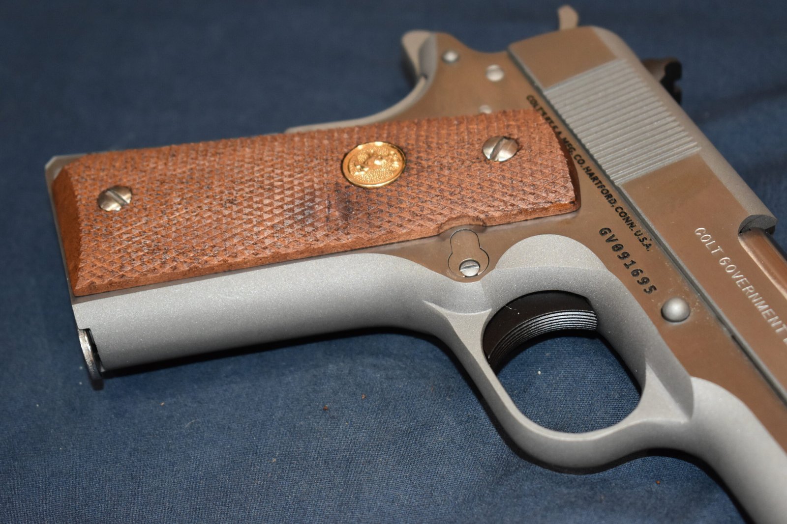 COLT 1911 CHECKERED WOOD GRIPS 1911W8 - Image 7
