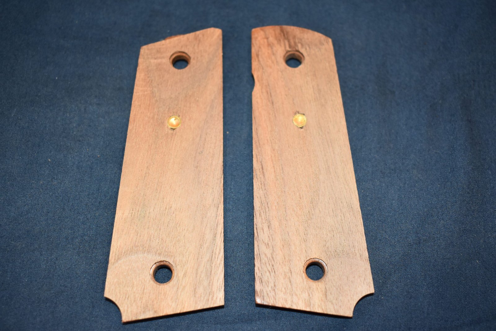 COLT 1911 CHECKERED WOOD GRIPS 1911W9 - Image 4