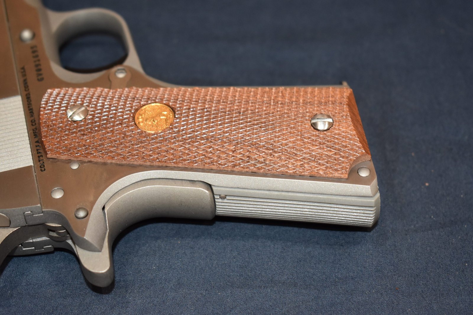 COLT 1911 CHECKERED WOOD GRIPS 1911W9 - Image 7