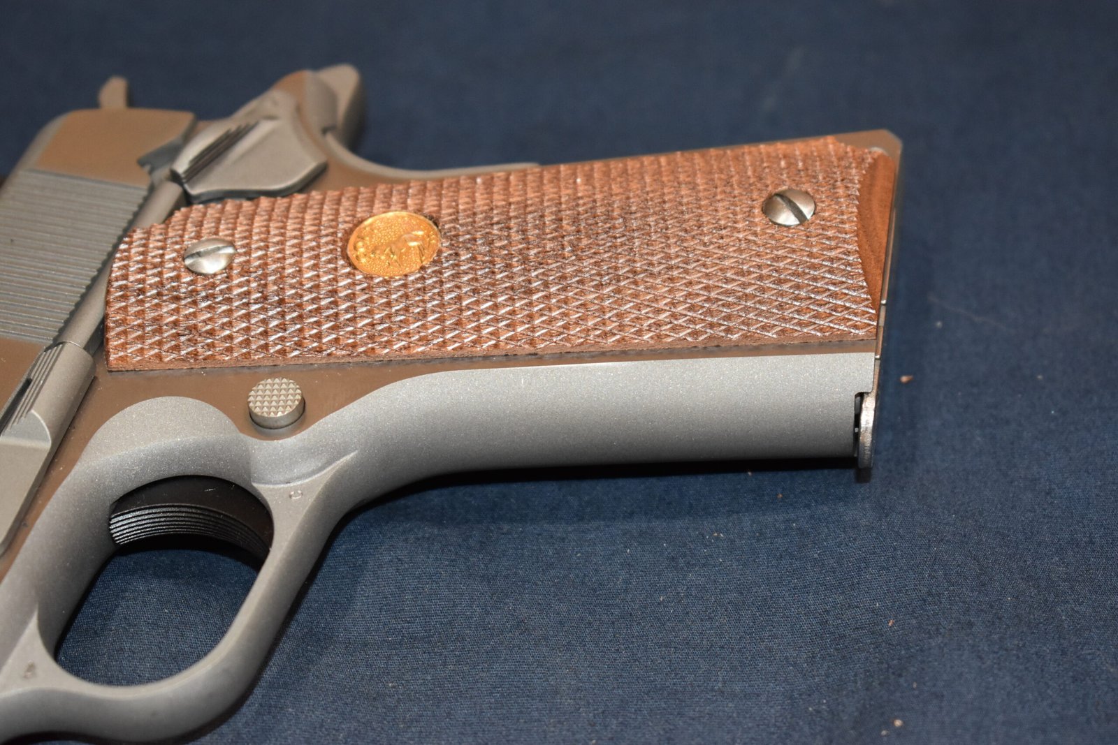 COLT 1911 CHECKERED WOOD GRIPS 1911W9 - Image 13
