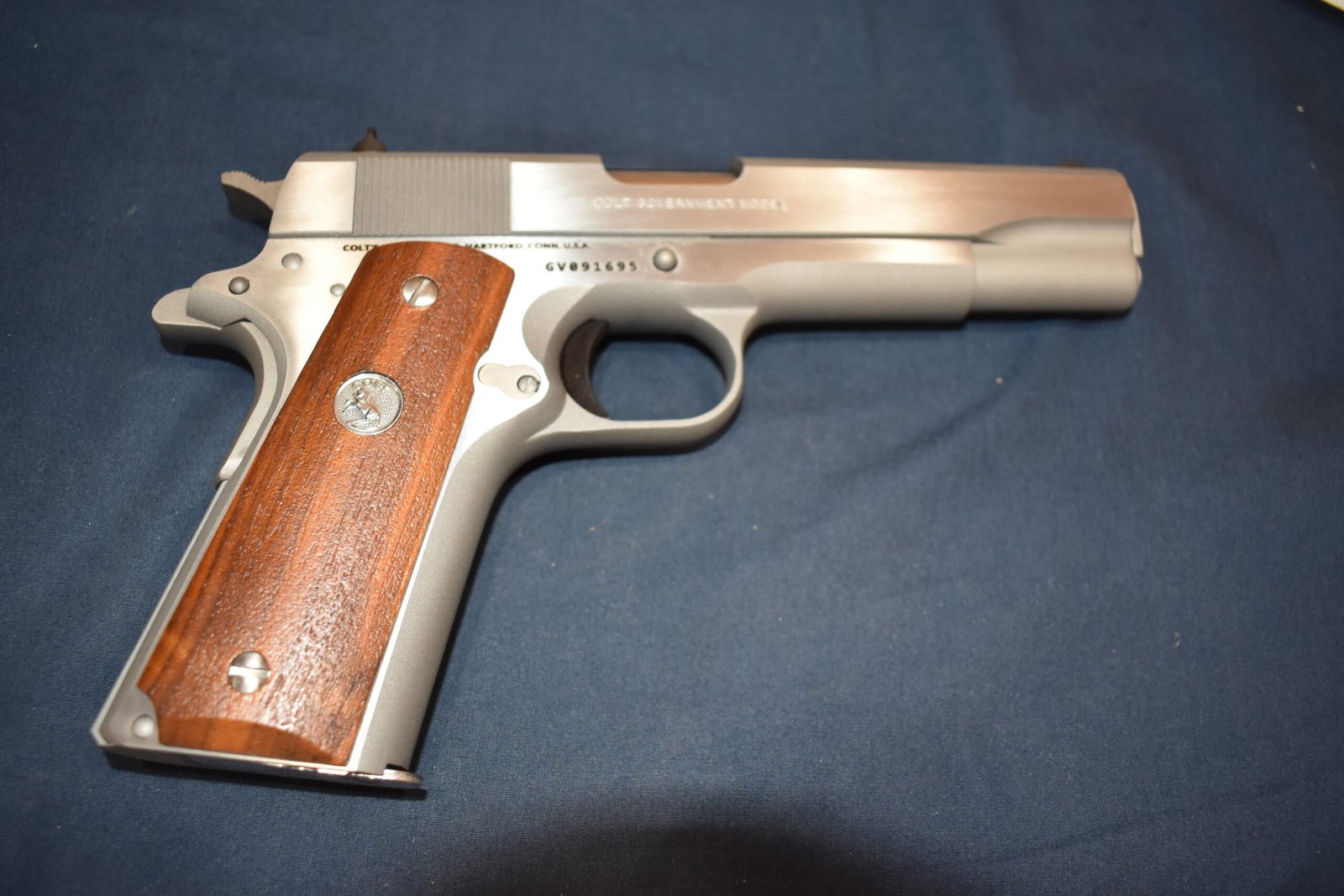 COLT 1911 SMOOTH WOOD GRIPS 1911W10 - Image 8