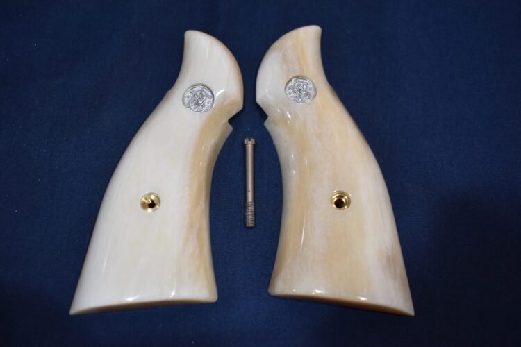 SMITH & WESSON K OR L FRAME SQUARE BUTT PREMIUM GRADE GIRAFFE BONE GRIPS KSQGB10
