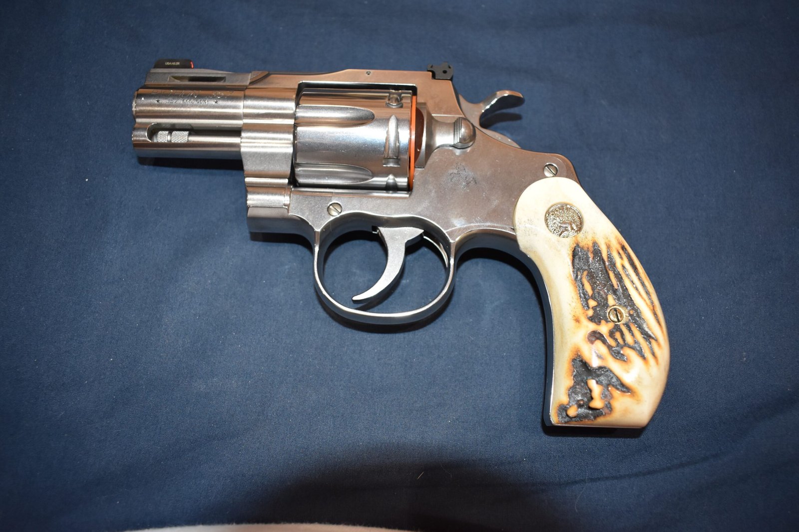 COLT PYTHON ROUND BUTT SAMBAR STAG GRIPS CPRBRSS1 - Image 5