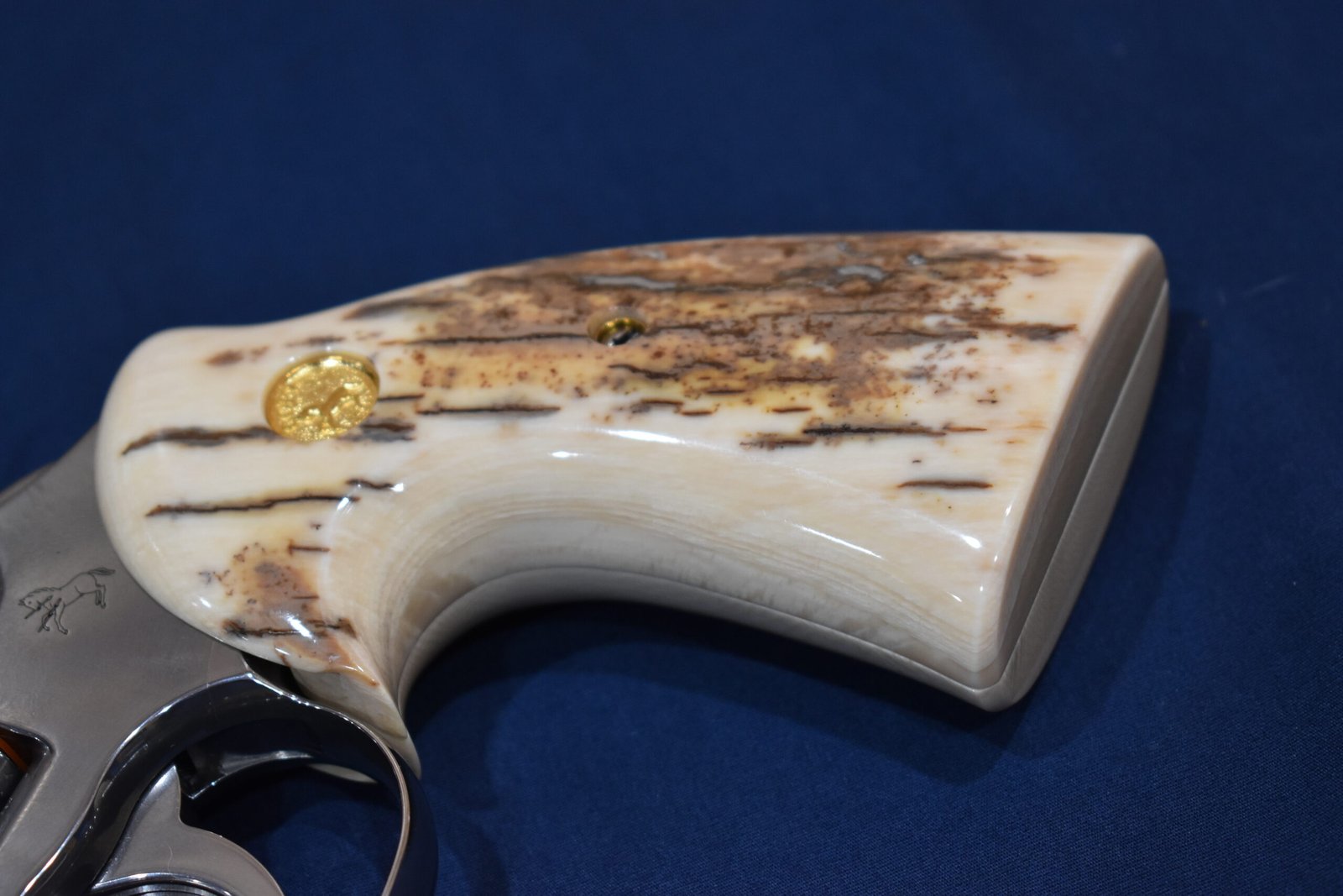 COLT PYTHON MAMMOTH IVORY GRIPS CPMIT1 - Image 13