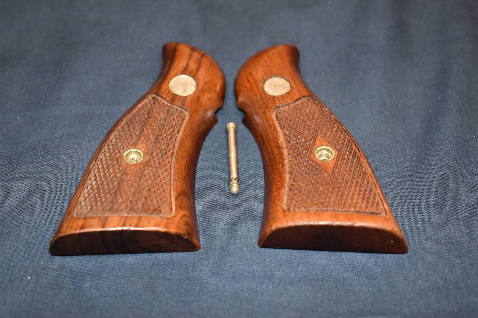 SMITH & WESSON N FRAME DIAMOND MAGNA GRIPS NDM21 - Image 3
