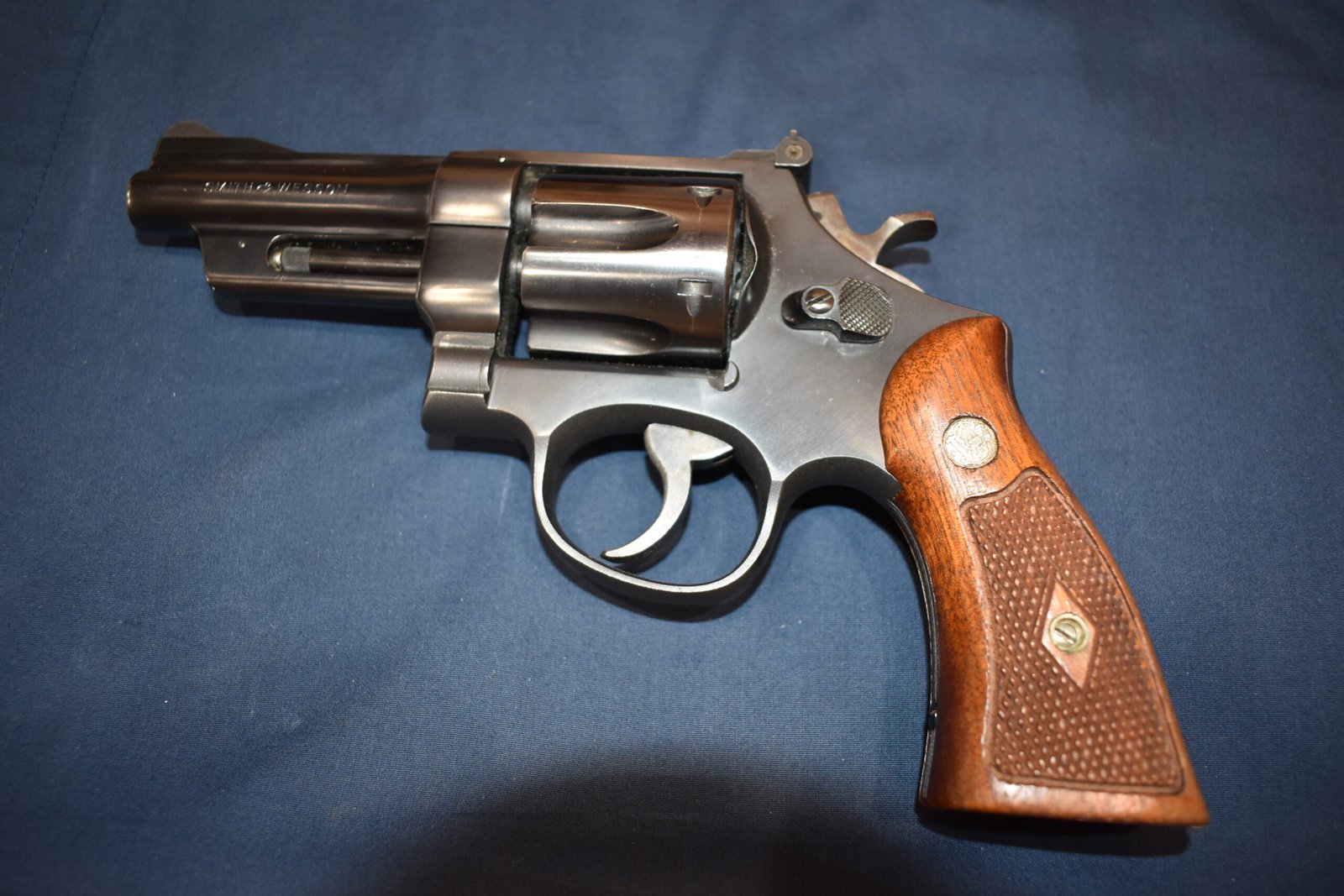 SMITH & WESSON N FRAME DIAMOND MAGNA GRIPS NDM21 - Image 5