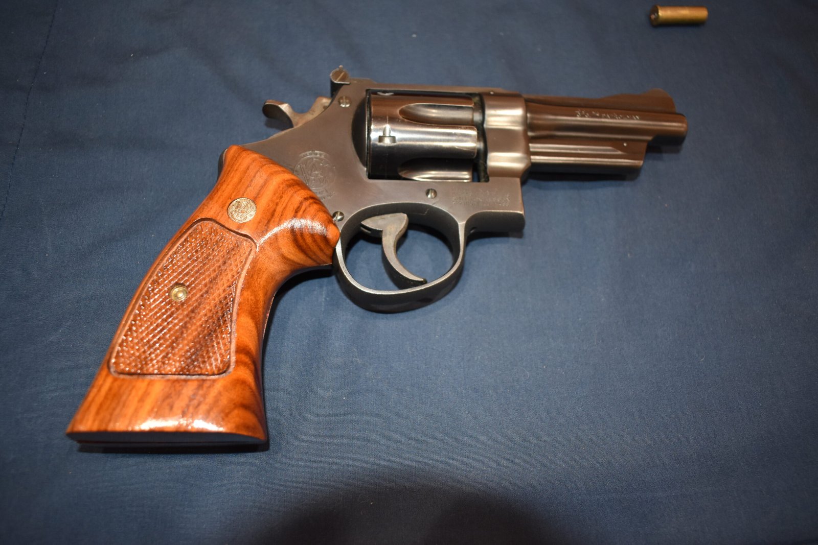 SMITH & WESSON FACTORY N FRAME TARGET GRIPS NT80 - Image 8