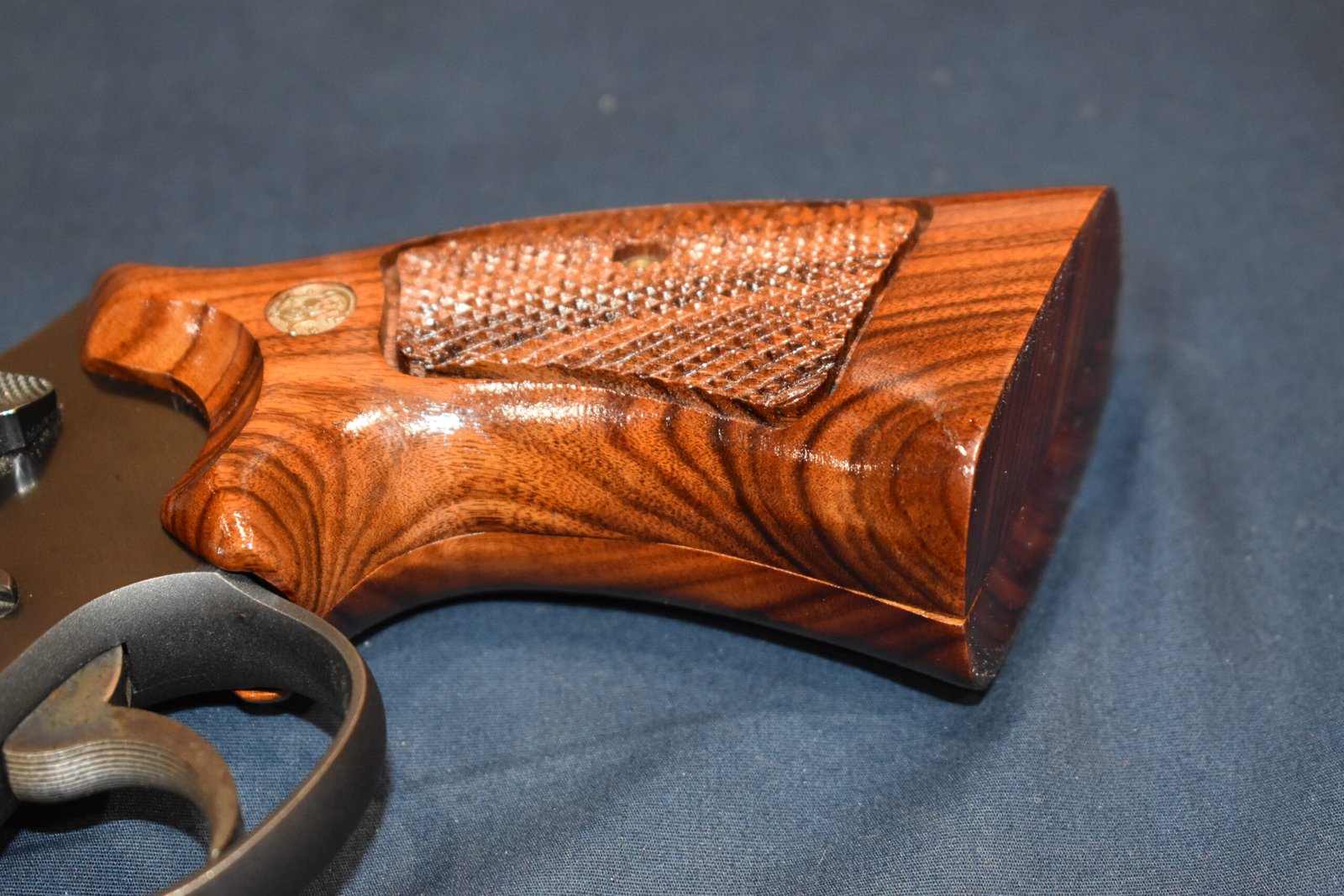 SMITH & WESSON FACTORY N FRAME TARGET GRIPS NT80 - Image 13