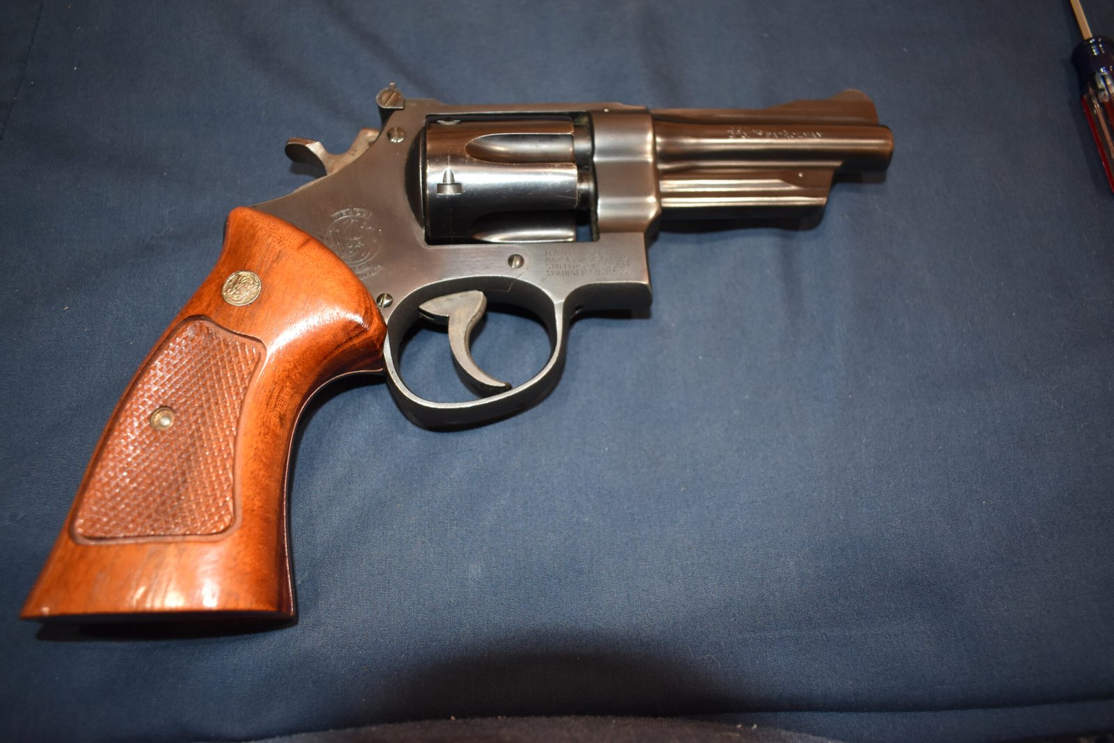 SMITH & WESSON FACTORY N FRAME TARGET GRIPS NT83 - Image 8