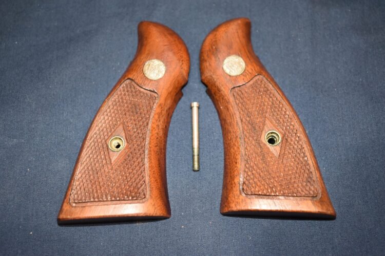 SMITH & WESSON N FRAME DIAMOND MAGNA GRIPS NDM20